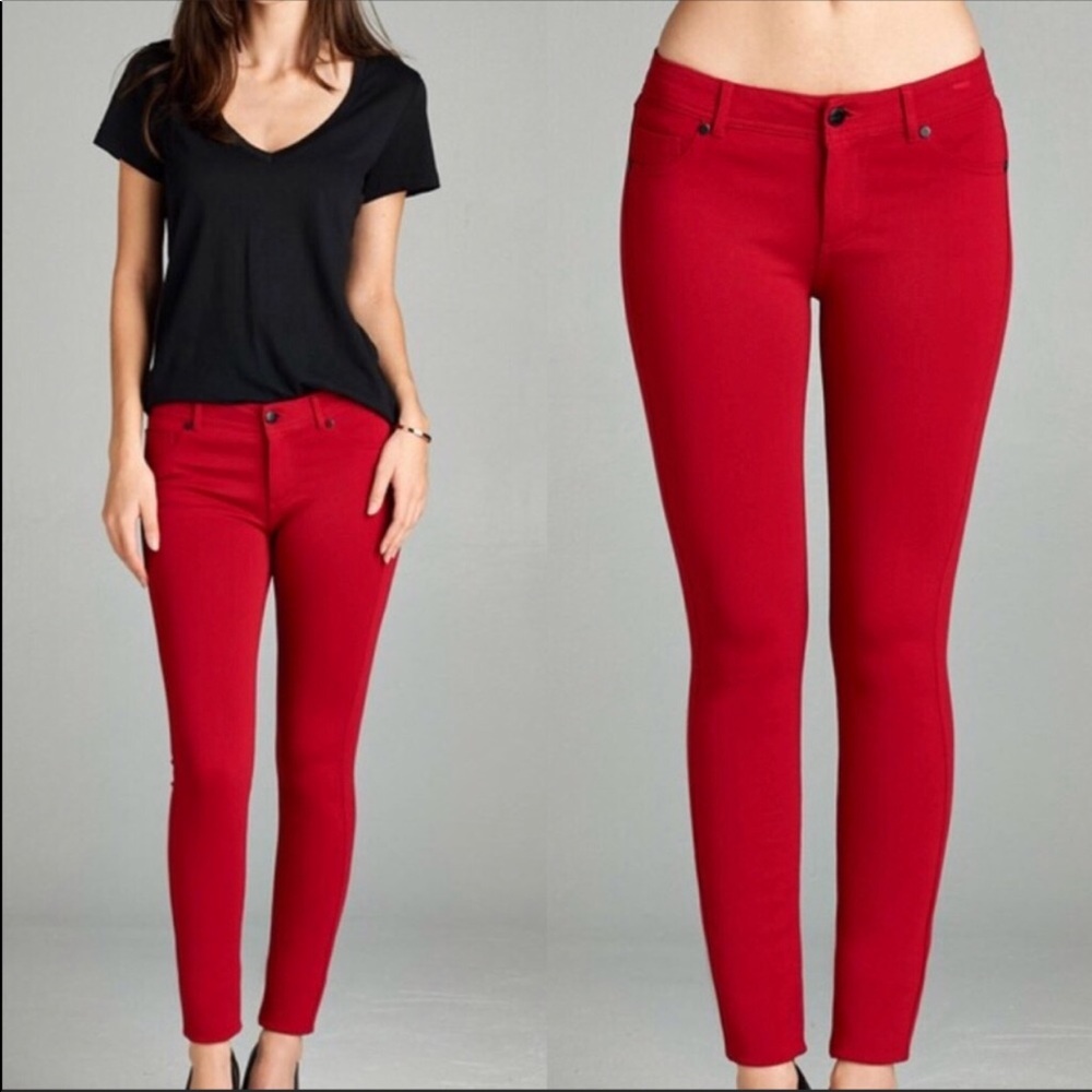 🌷REDUCED!! Red Skinny Jeans SIZE LARGE!